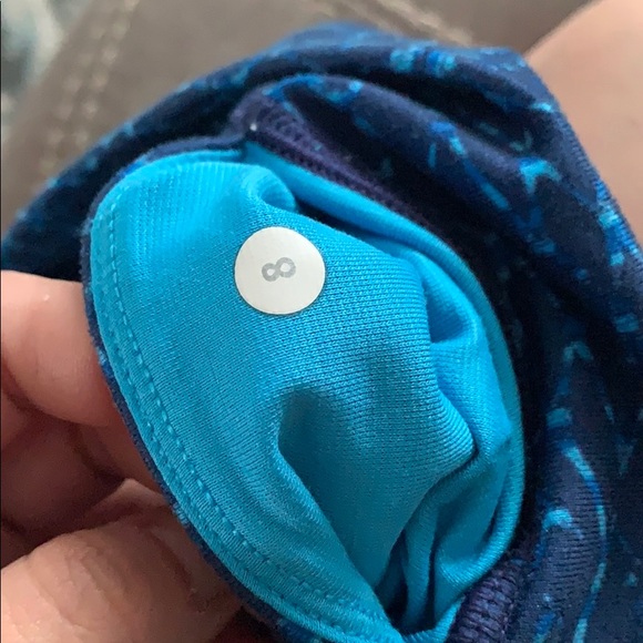 Lululemon High rise 7/8 pure practice right - Picture 5 of 5